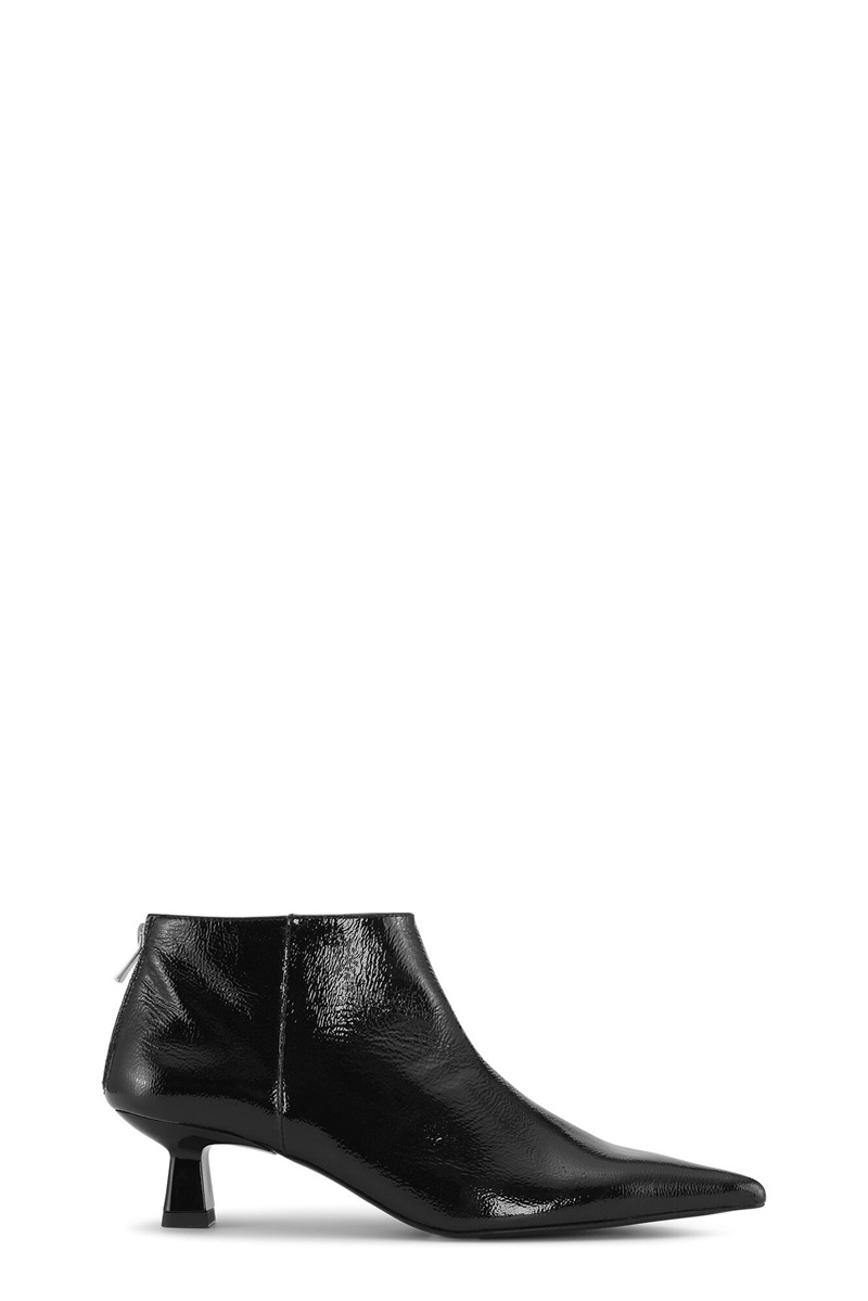 Ganni Soft Pointy Crop Naplack Stiefel Schwarz | 837-VCKDXP